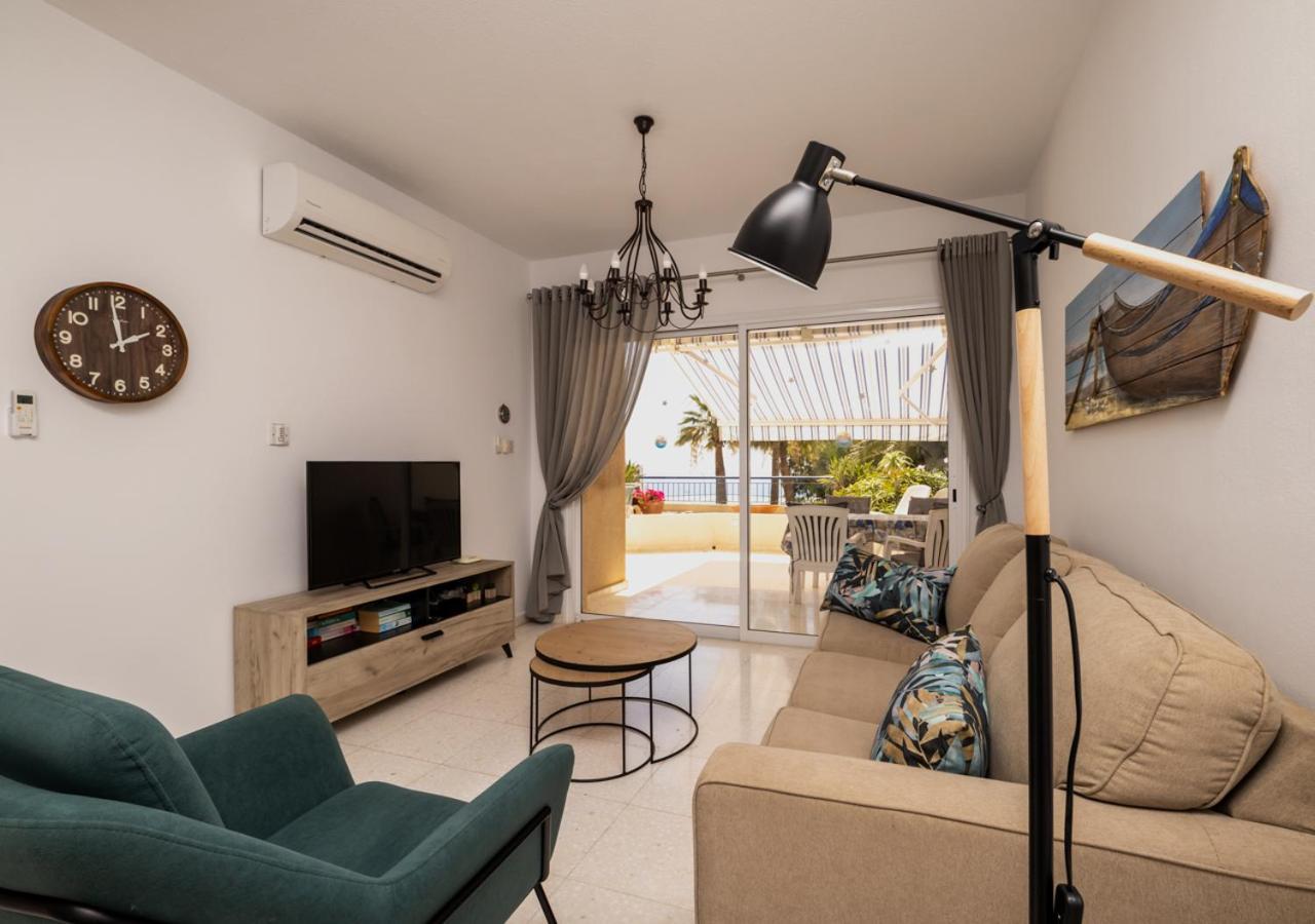 105 Kings Palace - Fabulous 2 Bed, 2 Bath, Large Patio With Garden - Sea Views Пафос Экстерьер фото
