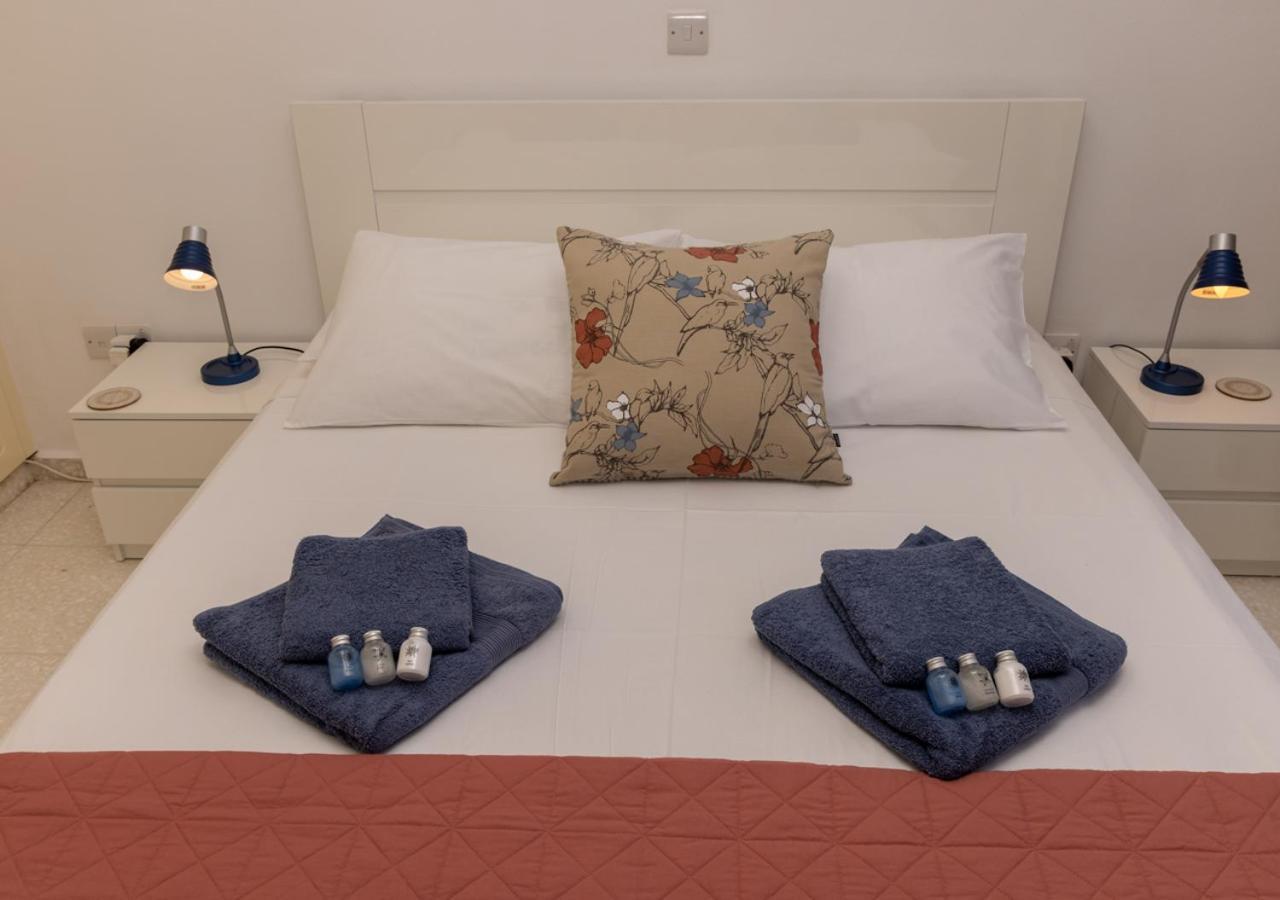 105 Kings Palace - Fabulous 2 Bed, 2 Bath, Large Patio With Garden - Sea Views Пафос Экстерьер фото