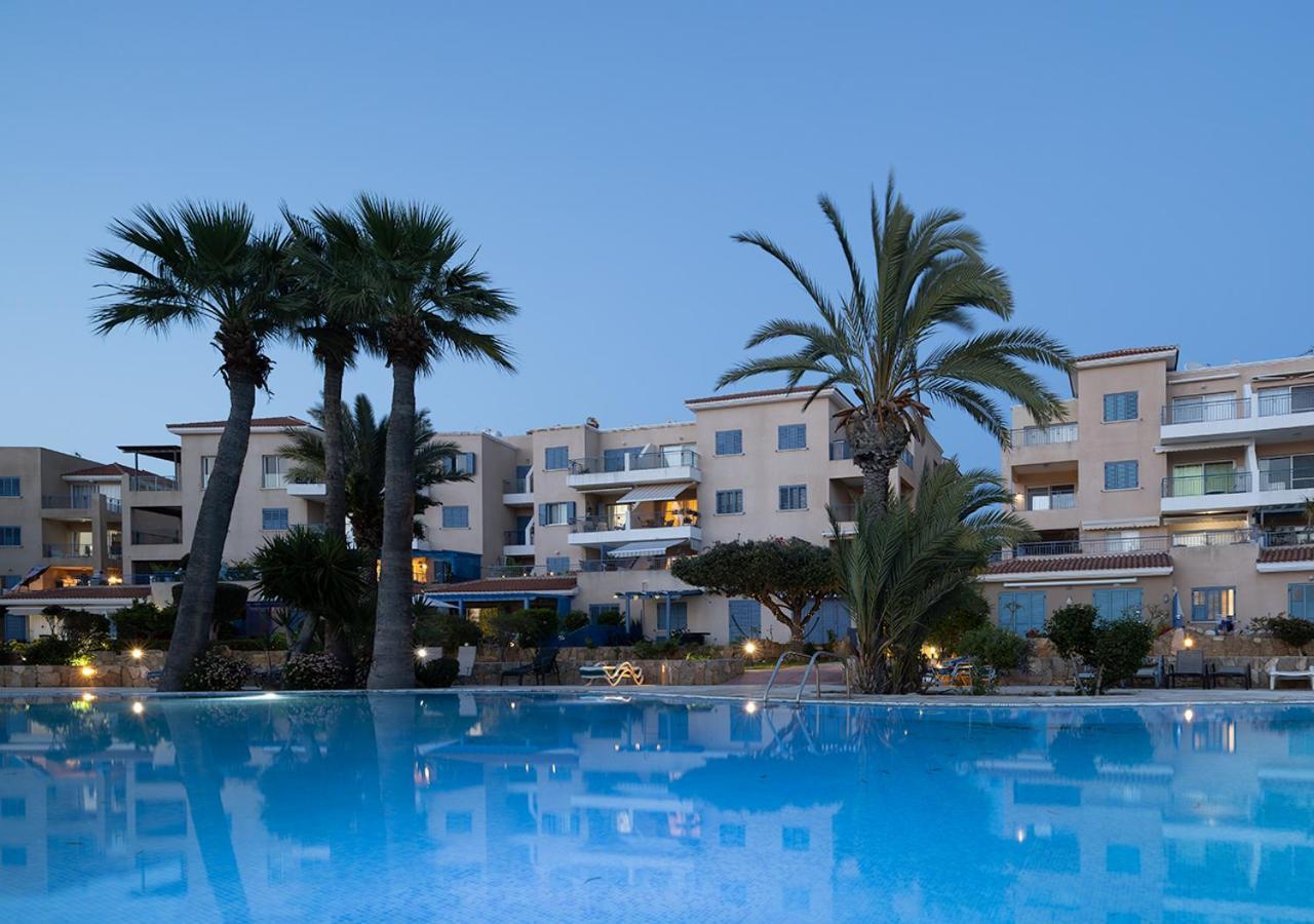 105 Kings Palace - Fabulous 2 Bed, 2 Bath, Large Patio With Garden - Sea Views Пафос Экстерьер фото