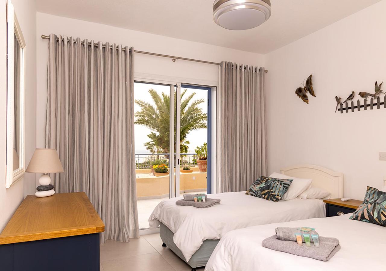 105 Kings Palace - Fabulous 2 Bed, 2 Bath, Large Patio With Garden - Sea Views Пафос Экстерьер фото