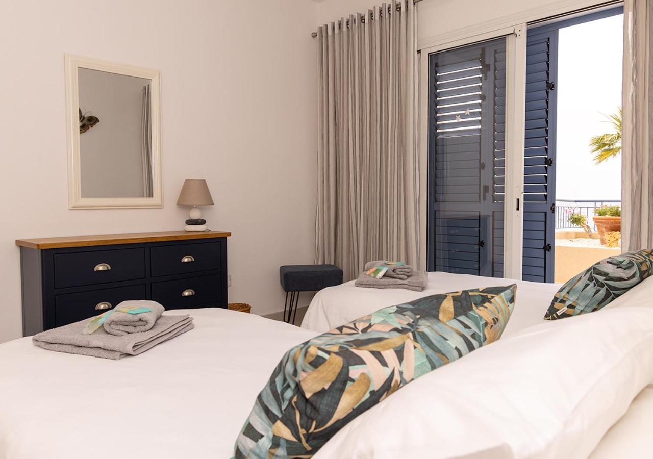 105 Kings Palace - Fabulous 2 Bed, 2 Bath, Large Patio With Garden - Sea Views Пафос Экстерьер фото