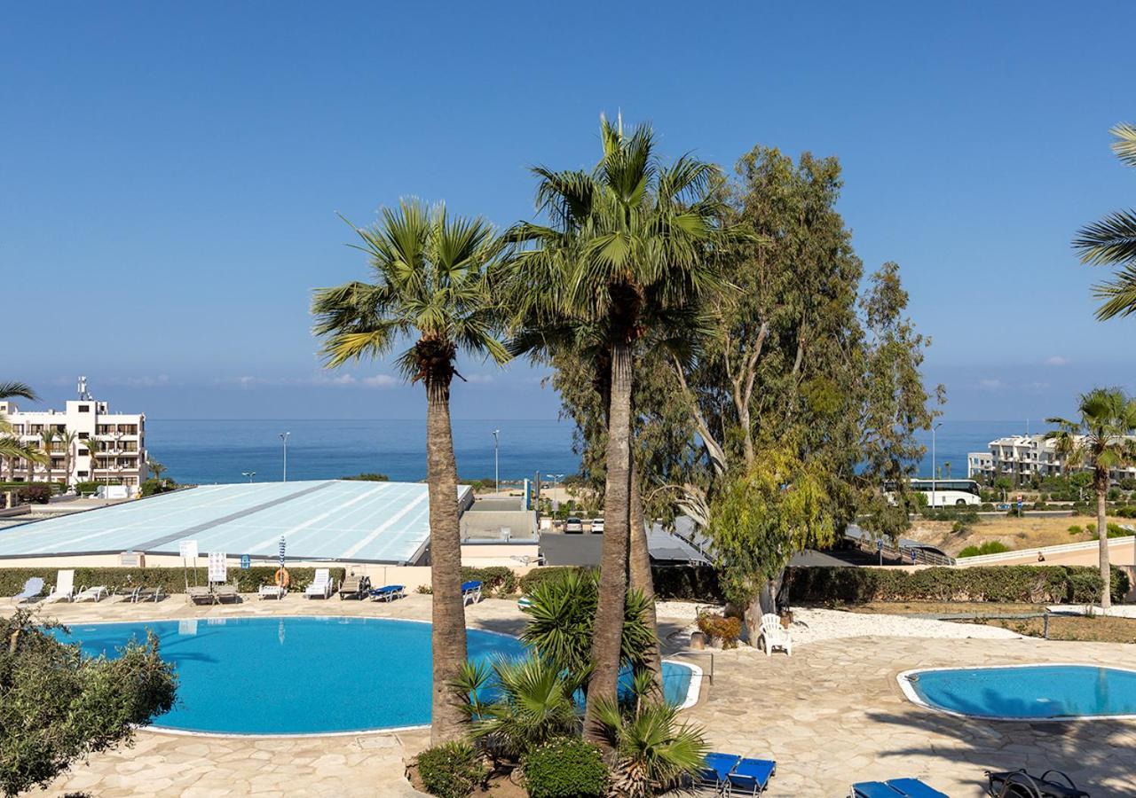 105 Kings Palace - Fabulous 2 Bed, 2 Bath, Large Patio With Garden - Sea Views Пафос Экстерьер фото